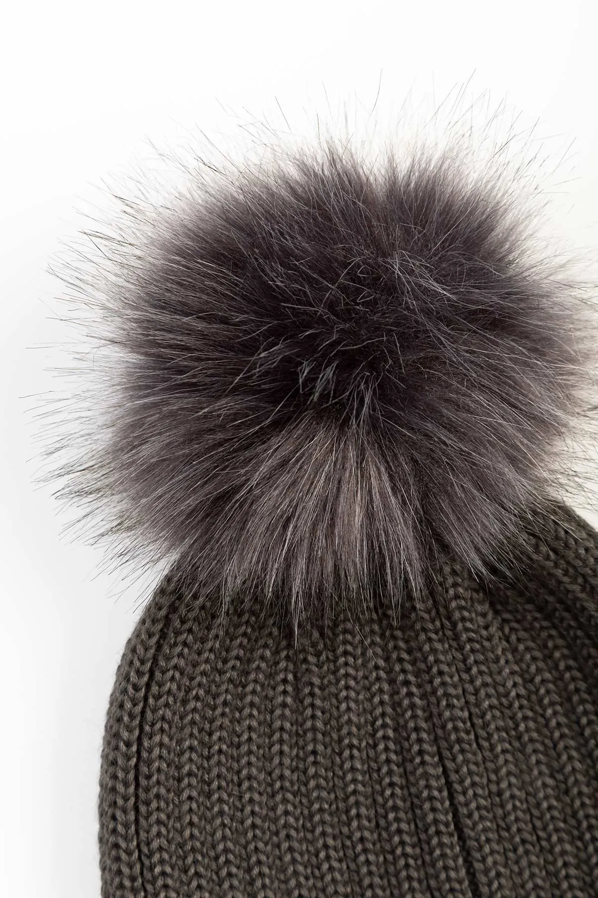 Ladies Pom Pom Hat - Bella