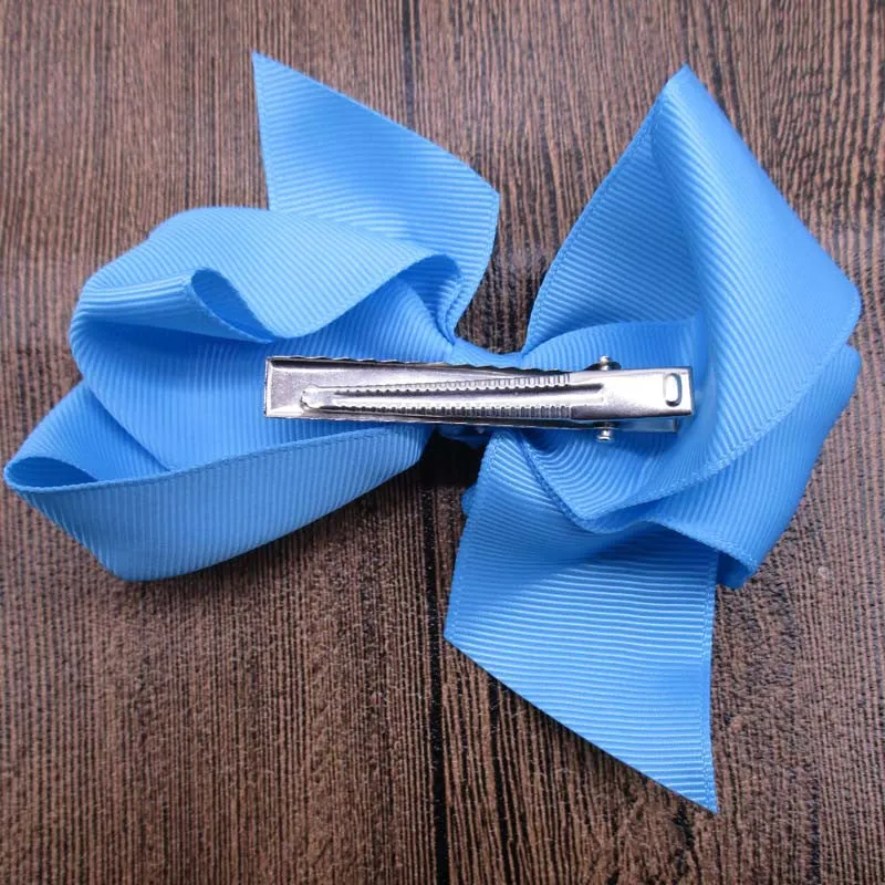 The Classic Grosgrain Bow